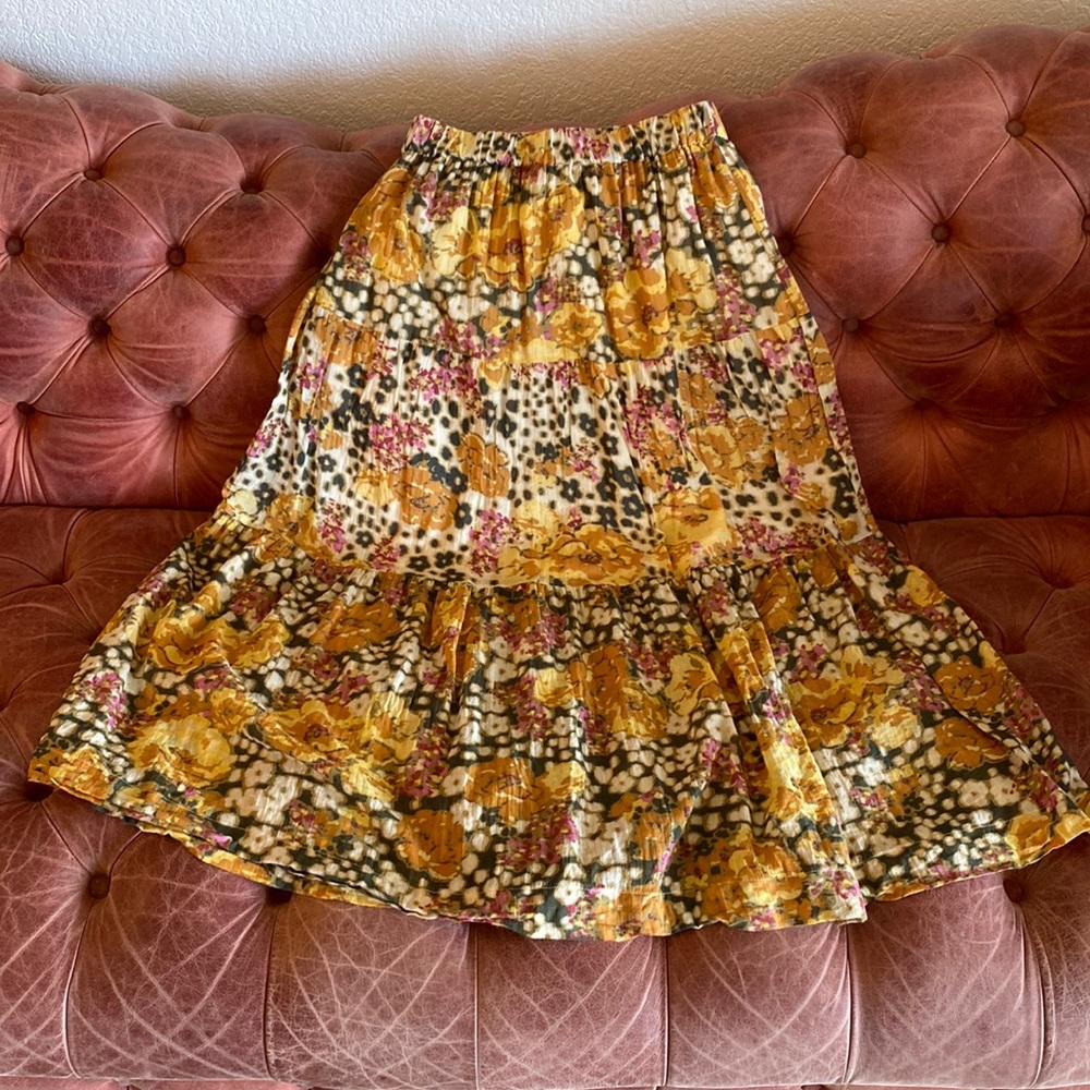 BA&SH A-line Tiered Skirt in Diary Ocre Printed Floral size 1 - Picture 3 of 11